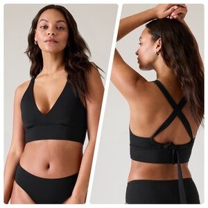 🖤 Athleta Plunge Bikini Top A-C // Black